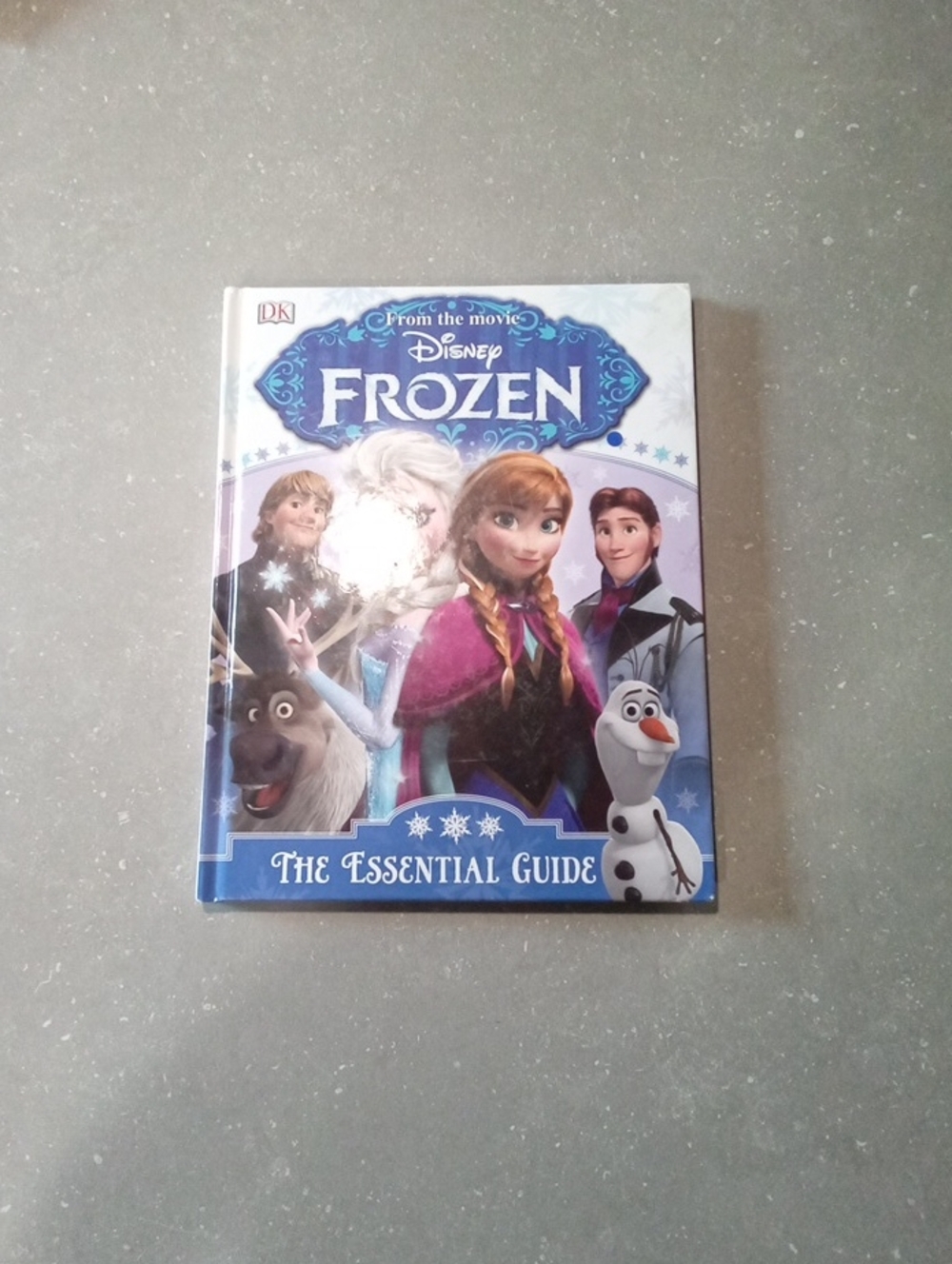 Dk Books. Frozen The Esssential Guide